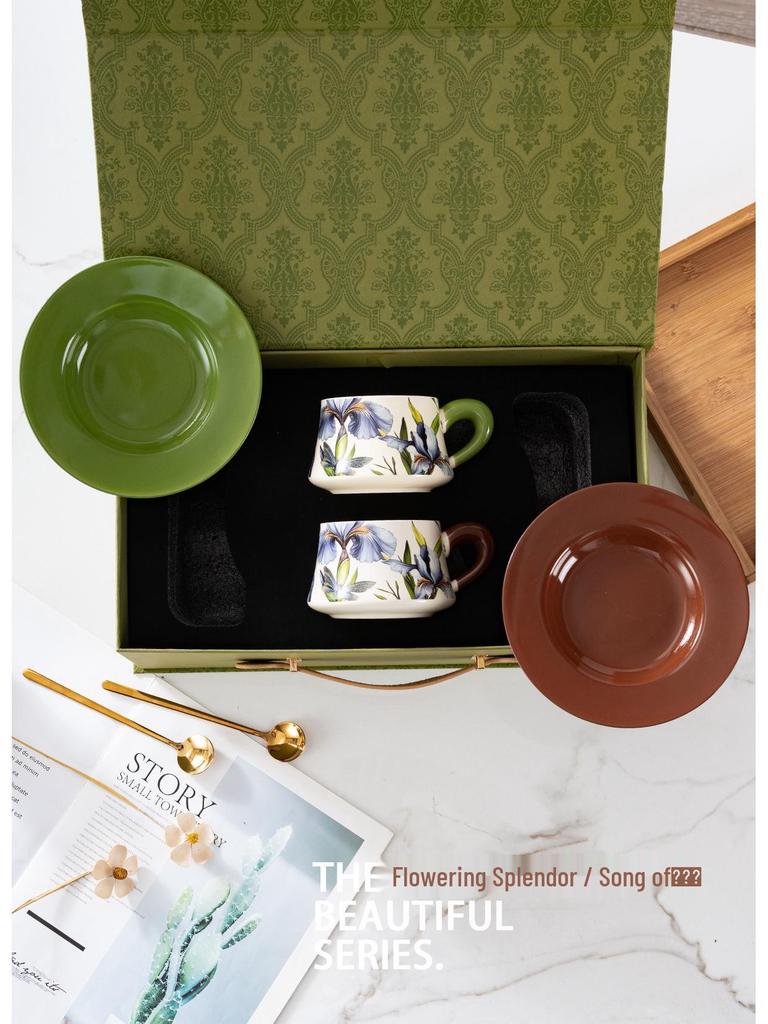 Retro Floral Ceramic Coffee Cup & Saucer Set with Gift Box - Elegant Water Cup Souvenir
