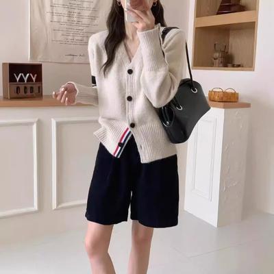 Autumn and Winter New Fashion Women's Clothing Casual College Style V-neck Design Sense Versatile Color Matching Knitted Cardigan Sweater