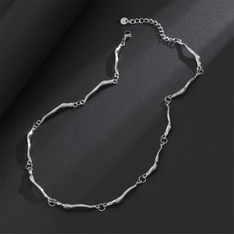 Irregular Wavy Chain Necklace Adjustable Length Neckchain Unisex Choker Ornament Trendy Accessory for Fashion Lovers