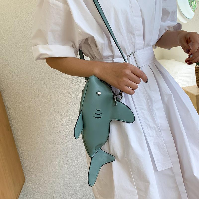 2025 New Japanese-style Cute Doll Shark Women's Shoulder Bag Fresh and Adorable Animal Crossbody Bag Color-Blocked Cartoon Bag