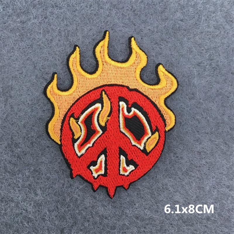 Punk Patch Flame Embroidery Patches For Clothes Scary Skull Iron On Patches On Clothing Embroidered Jacket Badge Sticker