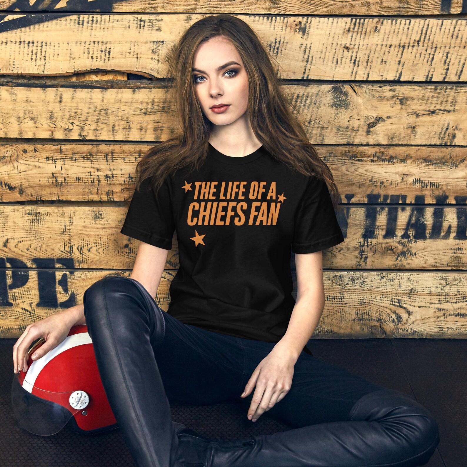 Chiefs Fan T-Shirt: Play On Words Unisex Tee XL