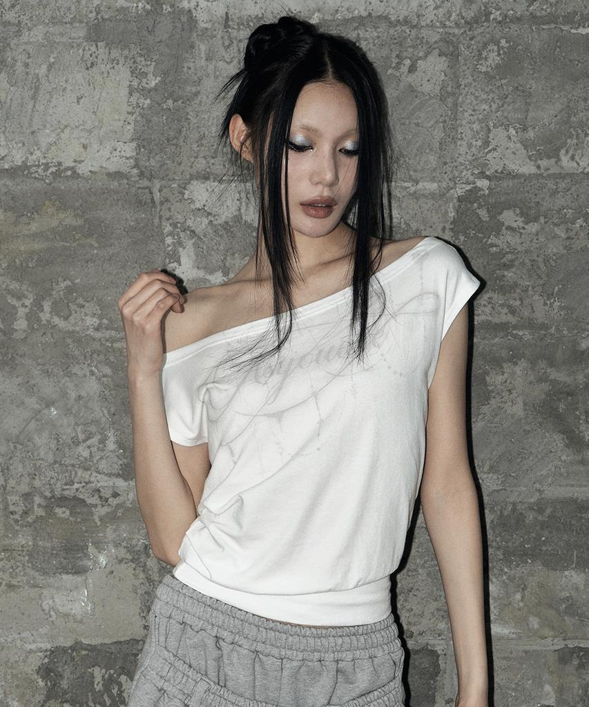 Aejeuyua Kitsch Dolman Off-Shoulder Tee White
