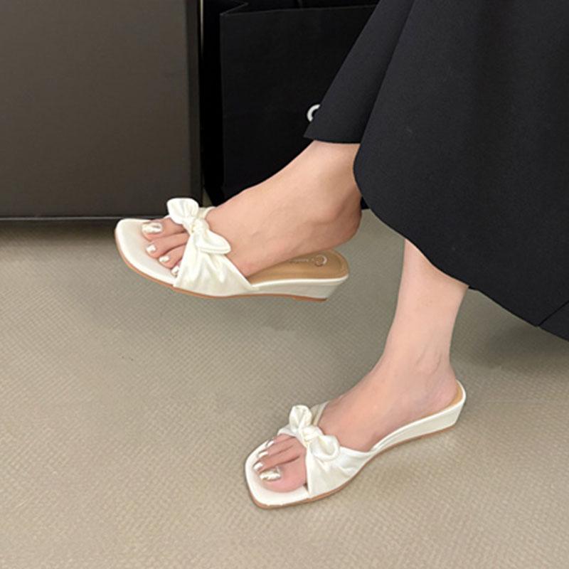 Fashion Female Wedges Footwear Women Low Heel Slippers Shoes Fashion Butterfly-Knot Elegant Ladies Heeled Slippers Sandals Shoes Pumps