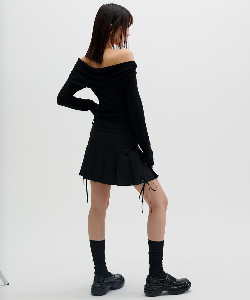 Leoninghai Cut-Off Pleated Mini Skirt [Black]