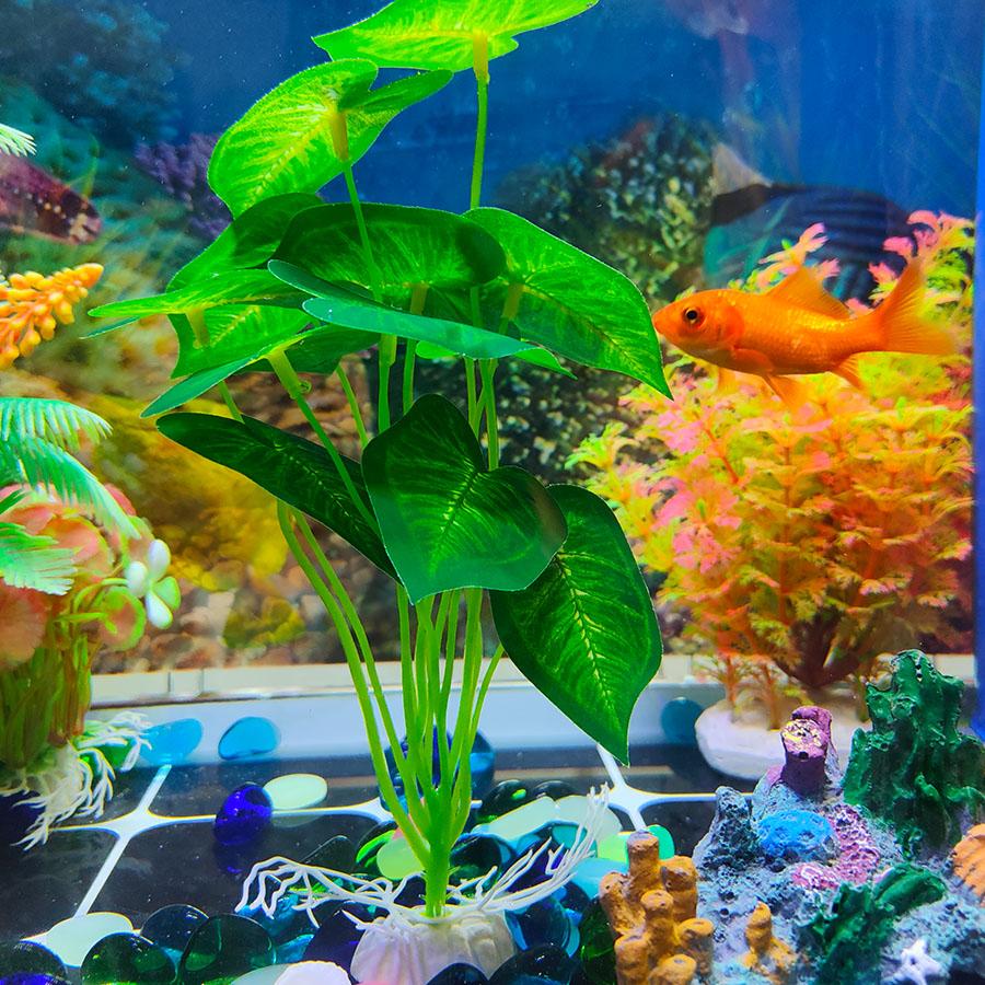 Large Green Leaf Fake Water Plants | Vibrant Plastic Aquarium Decor | Perfect for Fish Tanks, Vases & Desktop Decor – Realistic Aquatic Plants