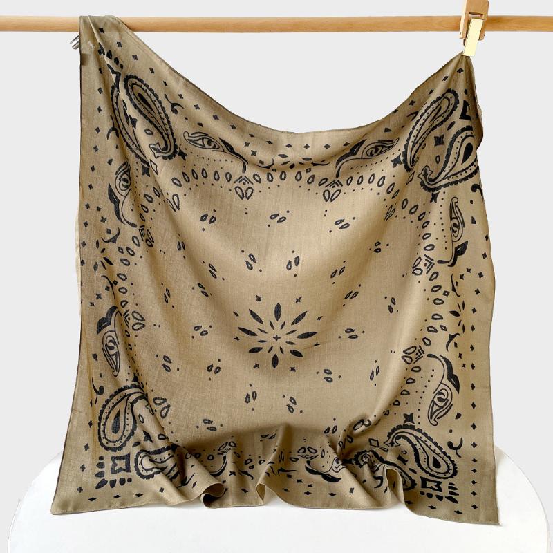 

Fashion Paisley Women Head Scarf Printed Soft Female Shawl Wrap Luxury Feel Versatile Stylish Silk Scarves Summer Accessories A1