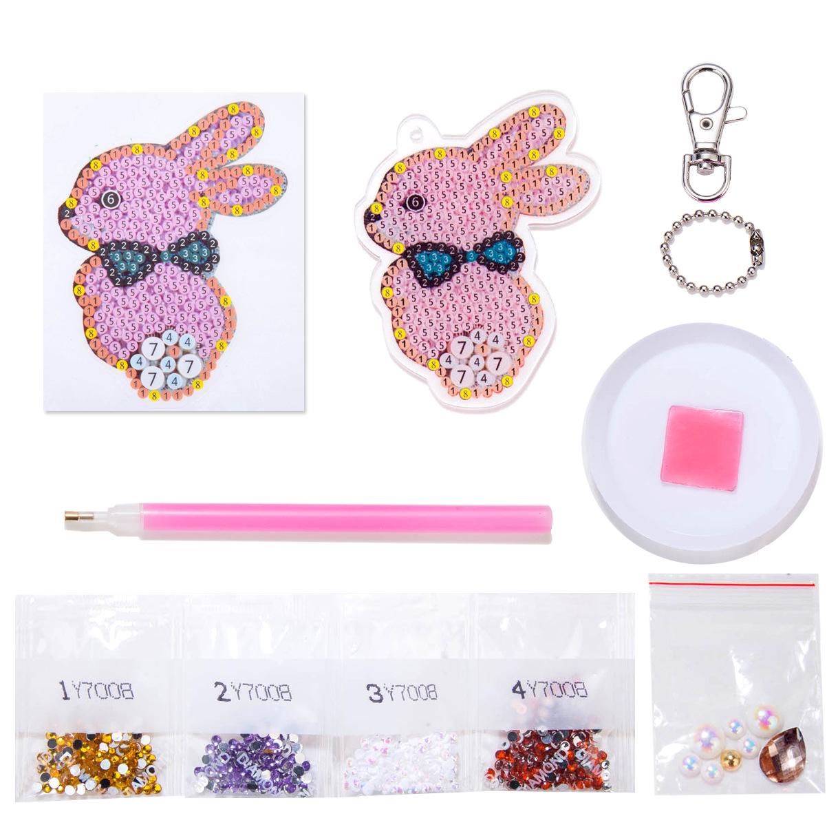 

Акриловый бриллиантовый брелок своими руками - подвеска с алмазной росписью особой формы для сумок и украшения автомобиля