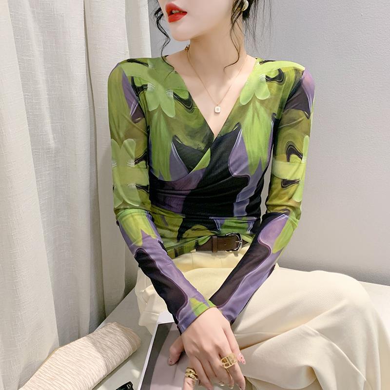 European 2025 Autumn/Winter V-Neck Ruched Mesh Print Slimming Long Sleeve Shirt