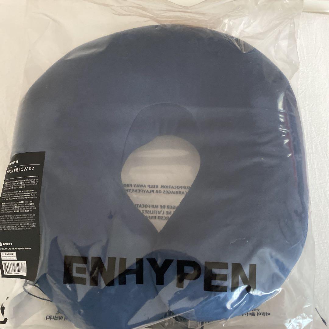 

[USED] enhypen neck pillow, navy, fully engraved with logo, shipping included