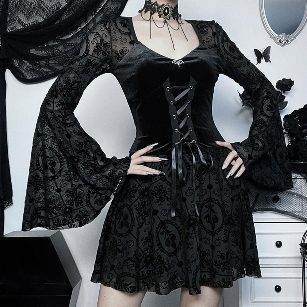 Women Halloween Cosplay Dress V-Neck Lace Tie-up Strap Dark Style Gothic Medieval Vintage Bell Sleeves Performance Stage Show Dr