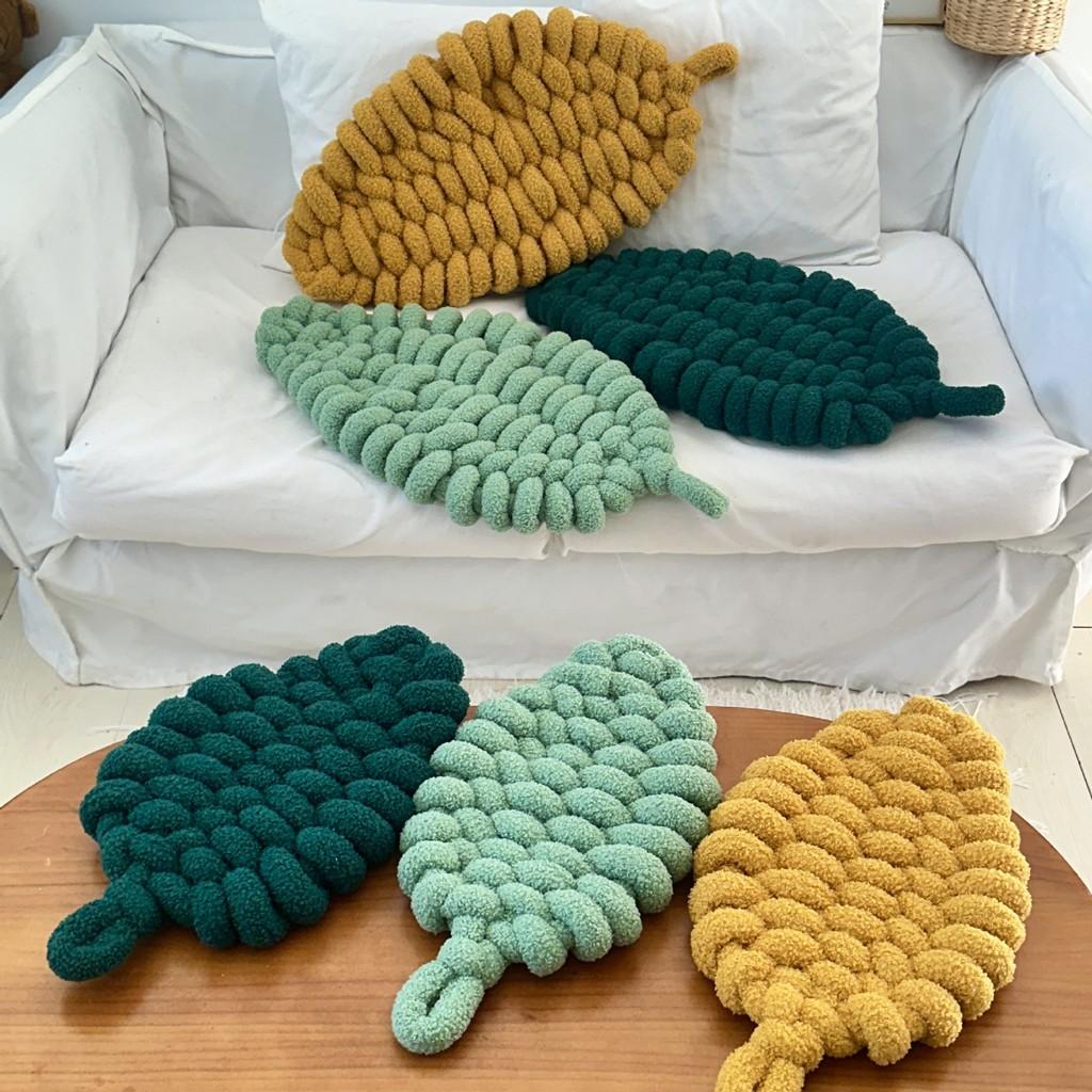 Teddy Fleece Knit Leaf Cushion For Living Room Decor With Pp Cotton Filling