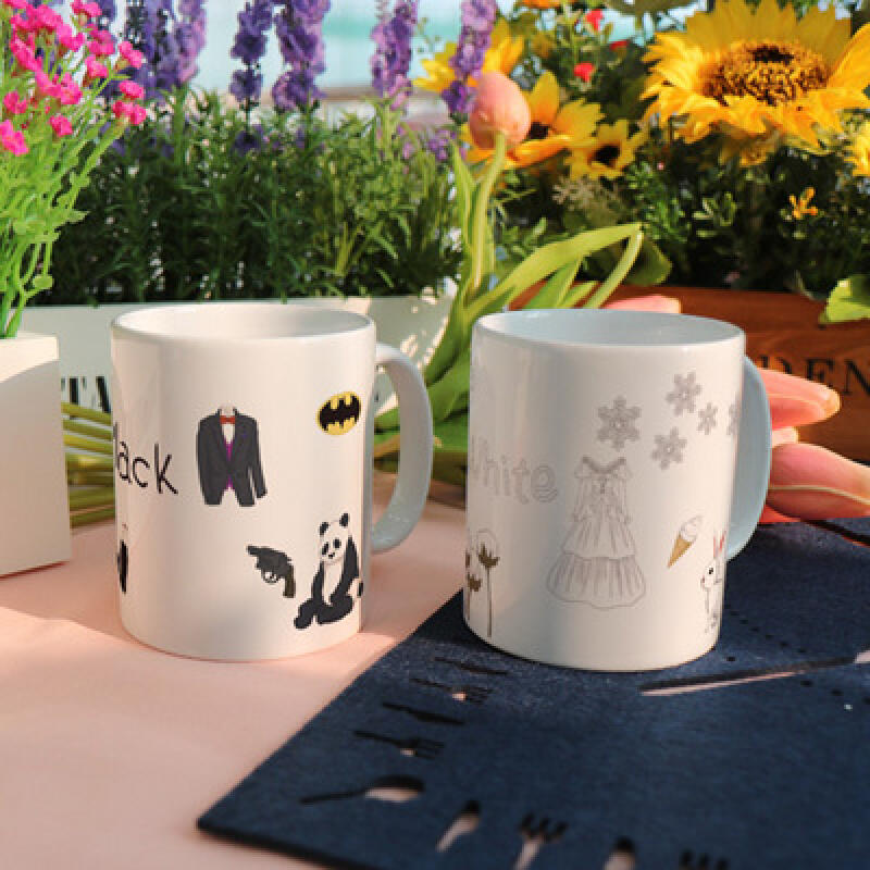 cb768-Design Mug 2p-Black and White