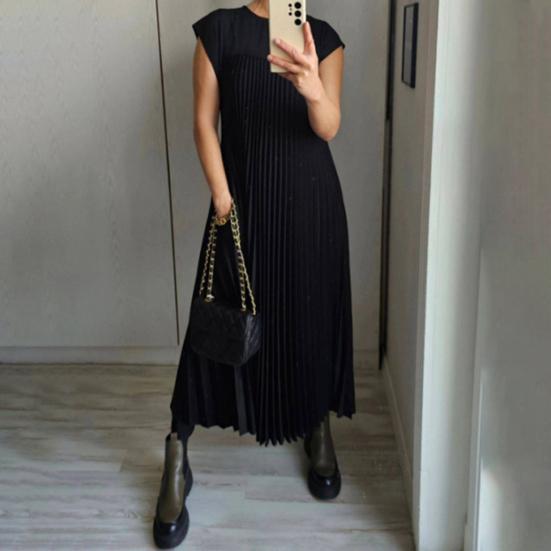 Women's Summer Sleeveless Midi Dress Pleated A Line Casual Crewneck Swing Dress Flowy Long Party Dress