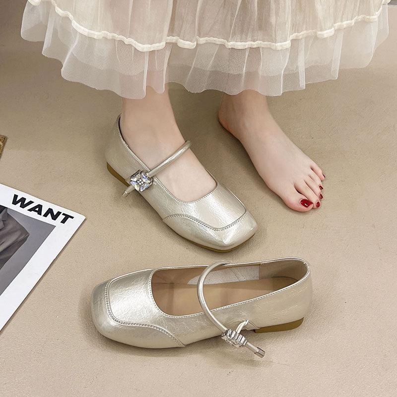 Schöne flache französische silberne Schuhe mit heller Öffnung für Damen, 2025 neu, Sommerrock, Mary Jane, kleine Lederschuhe, Abendschuhe