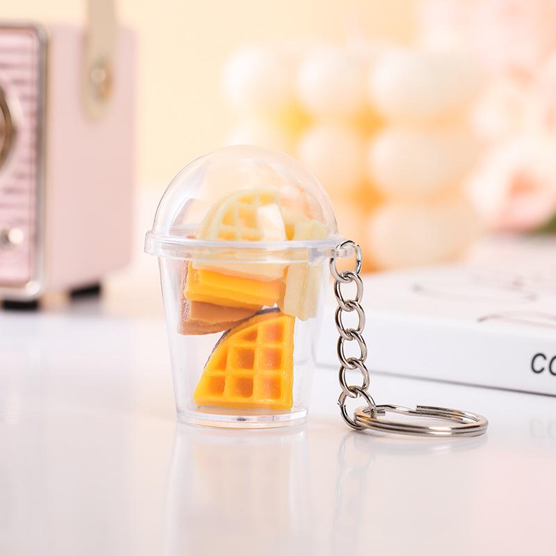 Influencer Shaker Cup Keychain: Toy Food Pendant for Students & Couples