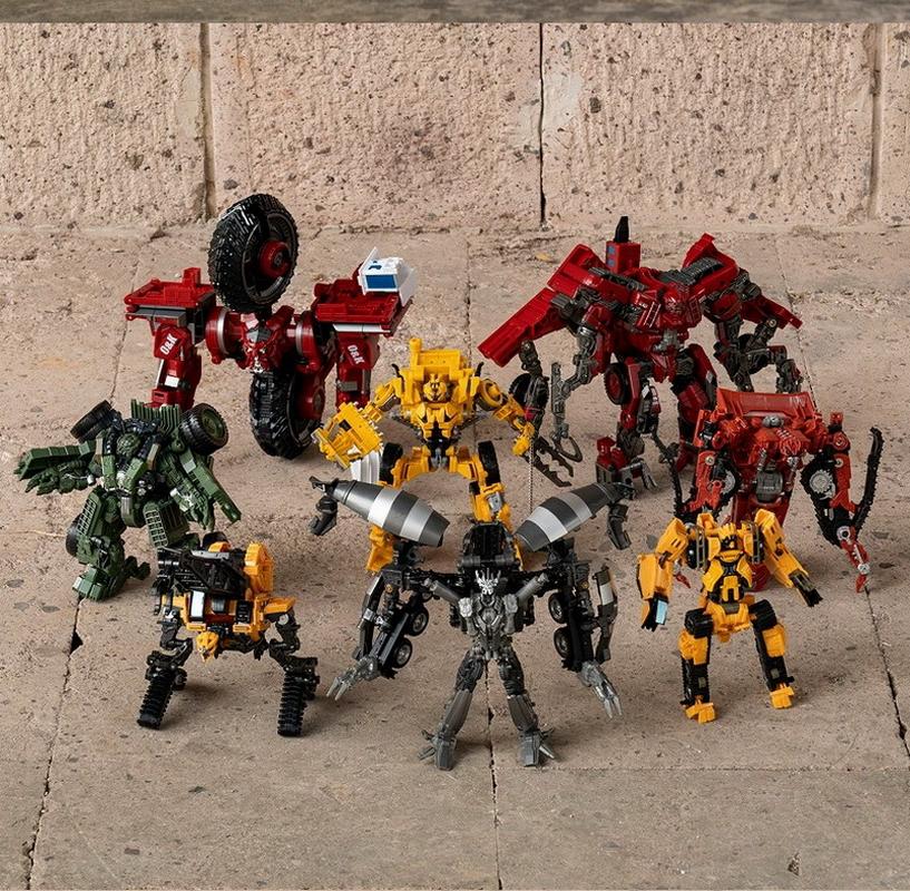 Transformation Toys Devastator Action Figure Mixmaster Scavenger Overload Hightower Scrapmetal Scrapper Longhaul Skipjack 8IN1 Poseable Articulated