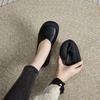 The First Layer of Cowhide 2025 One-pedal Middle-aged and Elderly Genuine Leather Mother Shoes Women's Flat-soled Shallow-mouth Soft-soled Retro Women