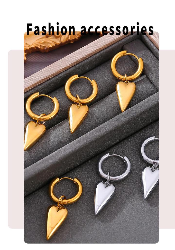 Heart Buckle Earrings: Retro 18k Gold-Plated Titanium Steel Design for Women