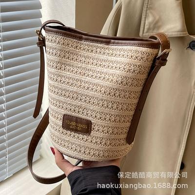 Fashion Versatile Shoulder Straw Casual Woven Bag Women's New 2025 Summer Beach Vacation Bag Textured Backpack