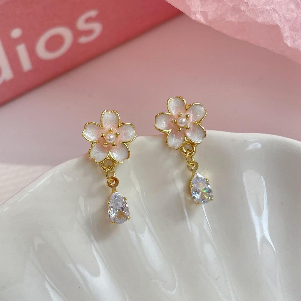 Exquisite Summer Cherry Blossom Pink Flower Earrings - Three-Dimensional, Light Luxury Design