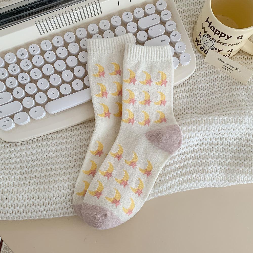 

Cute Plush Warm Cloud Wool Socks for Women, Thick and Warm Cartoon Pink Home Socks, Dui Dui Socks 1 pair