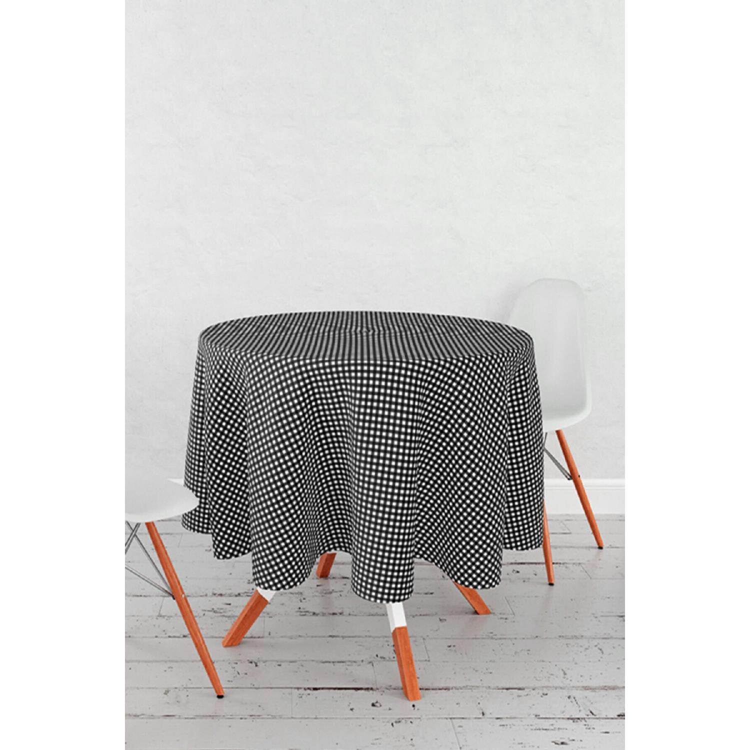 

Кругла скатертина в ситцевий колір 80 x 80