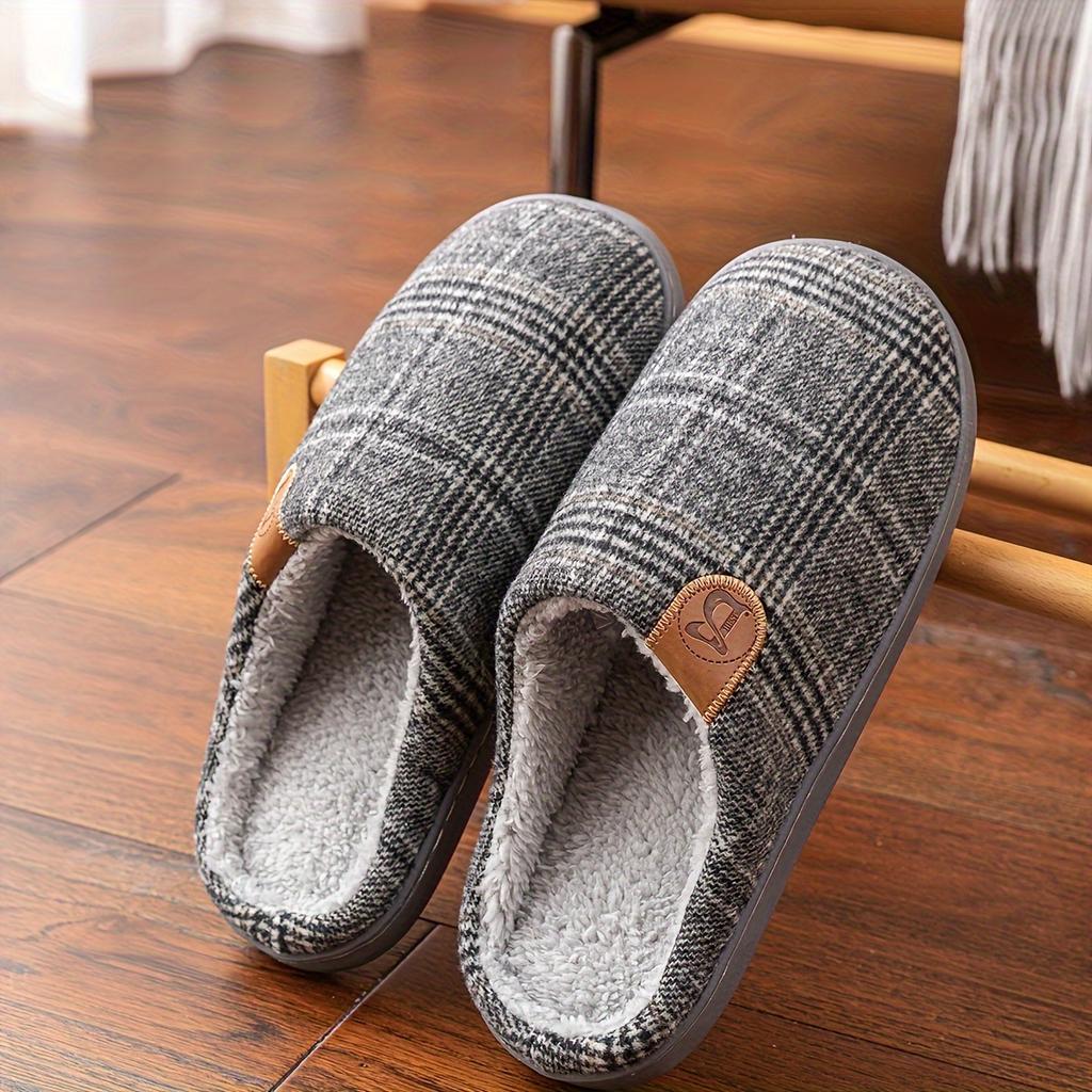 1 Pair Unisex Plaid Slippers, Casual Round Toe Indoor House Shoes, Soft Fabric Lining and Sole, All Season Comfort Footwear for Home and Office