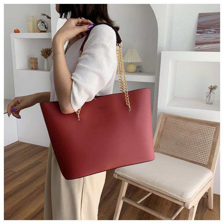 2025 Spring/Fall Women's Large Capacity Korean Style Chain Shoulder Tote - Fashionable, Versatile, Commute Bag
