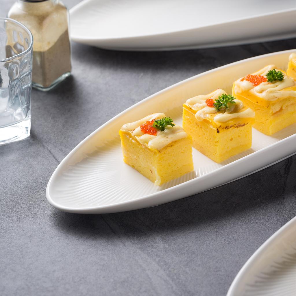 Japanese Ceramic Sushi Plate Sashimi Plate Premium Long Plate Restaurant Hotel Cake Dim Sum Plate Skewers Plate