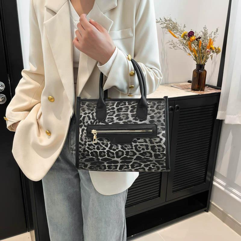 Women's Leopard Print PU Leather Shoulder Bags Casual Handbag Top Handle Purse for Shopping and Travel Commuter Bag