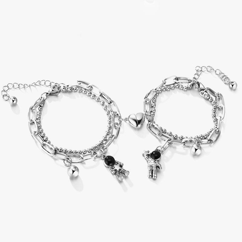 2Pcs Halloween Spider Bracelet For Women Men Magnetic Heart Couple Personality Bangles Lover Festive Jewelry Accessories Gifts