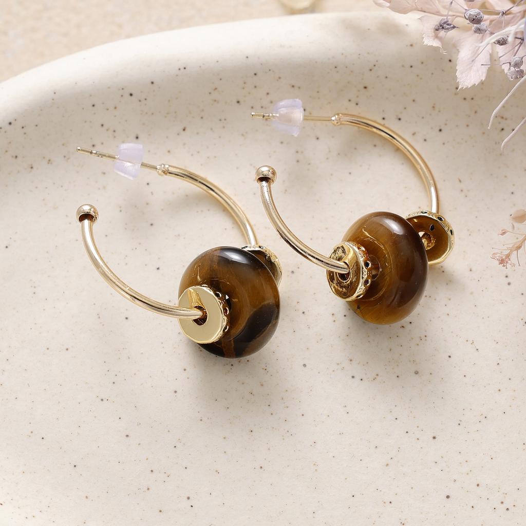 New design sense crystal natural stone pendant earrings earrings Seiko earrings femininity commuter accessories