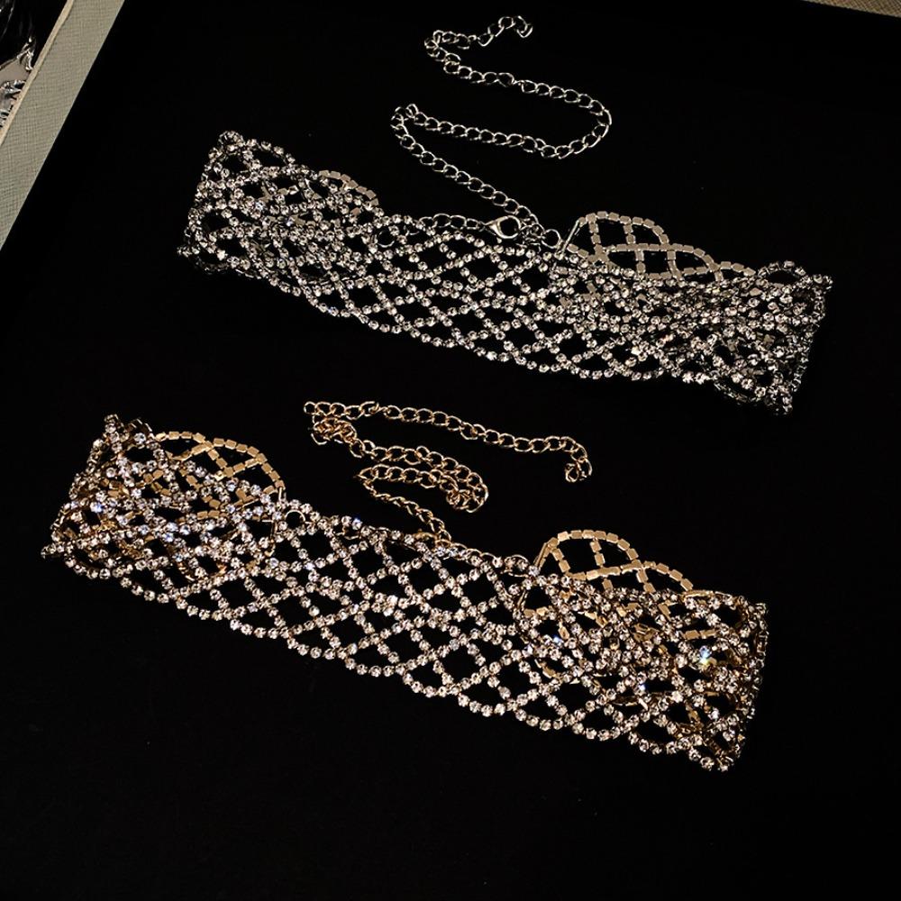 Simple Crystal Hollow Necklace Rhinestone Sparkling Collar Chain  Women