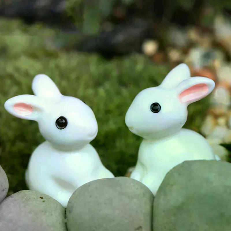 ^10 Stück Süße Mini Harz Hasen Miniaturfiguren 3D Kleiner Weißer Hase Verzierung Mikrolandschaft Puppenhaus Dekoration DIY Bastelarbeiten