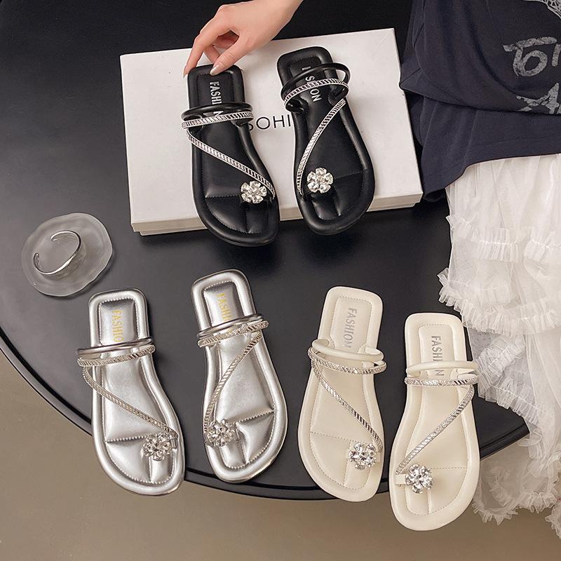 French Evening Breeze Cool Slippers Summer Outer Wear Women's Shoes 2025 New Silver Square Head with Skirt Thick Heel Sandals
