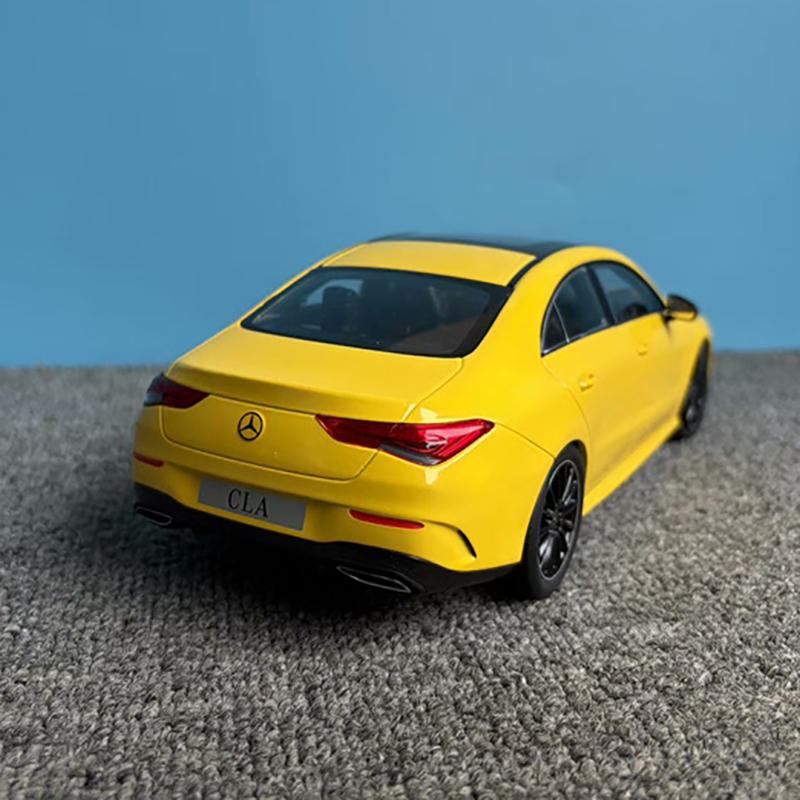 Die-cast 1:18 Scale Benz CLA Simulation Alloy Car Model Gift Toy Ornaments Birthday Gift Home Decoration