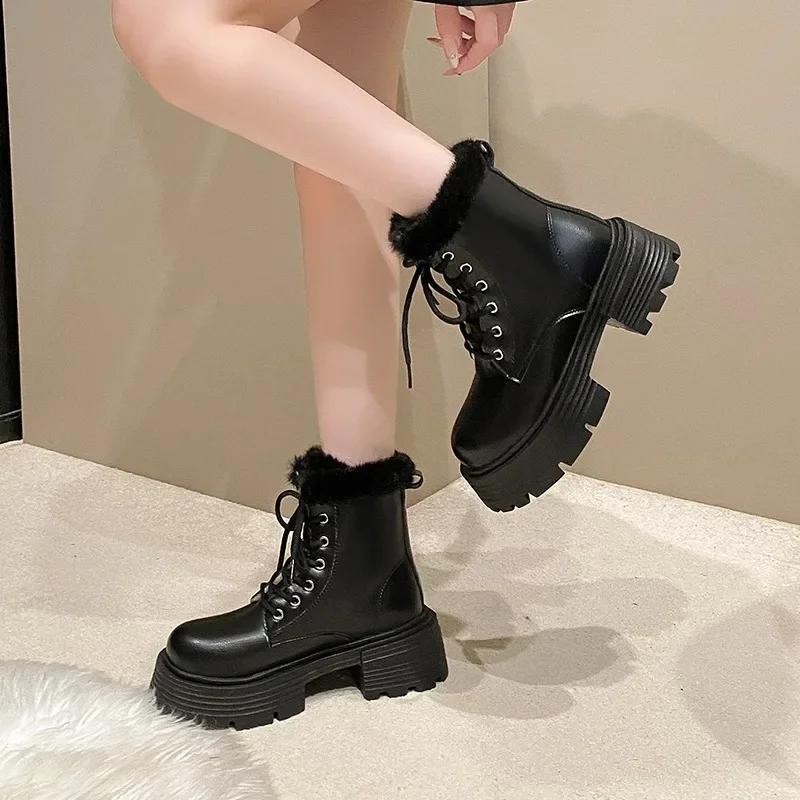 Women Snow Boots 2025 New Winter Warm Plush Street Design Thick Bottom Motorcycle Boots Fashion Cross Lace Fashion Boots Zapatos