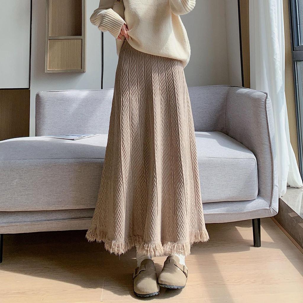 2025 Autumn/Winter High-Waisted Knit Pleated A-Line Skirt: Korean Style, Versatile, Casual, and Elegant.