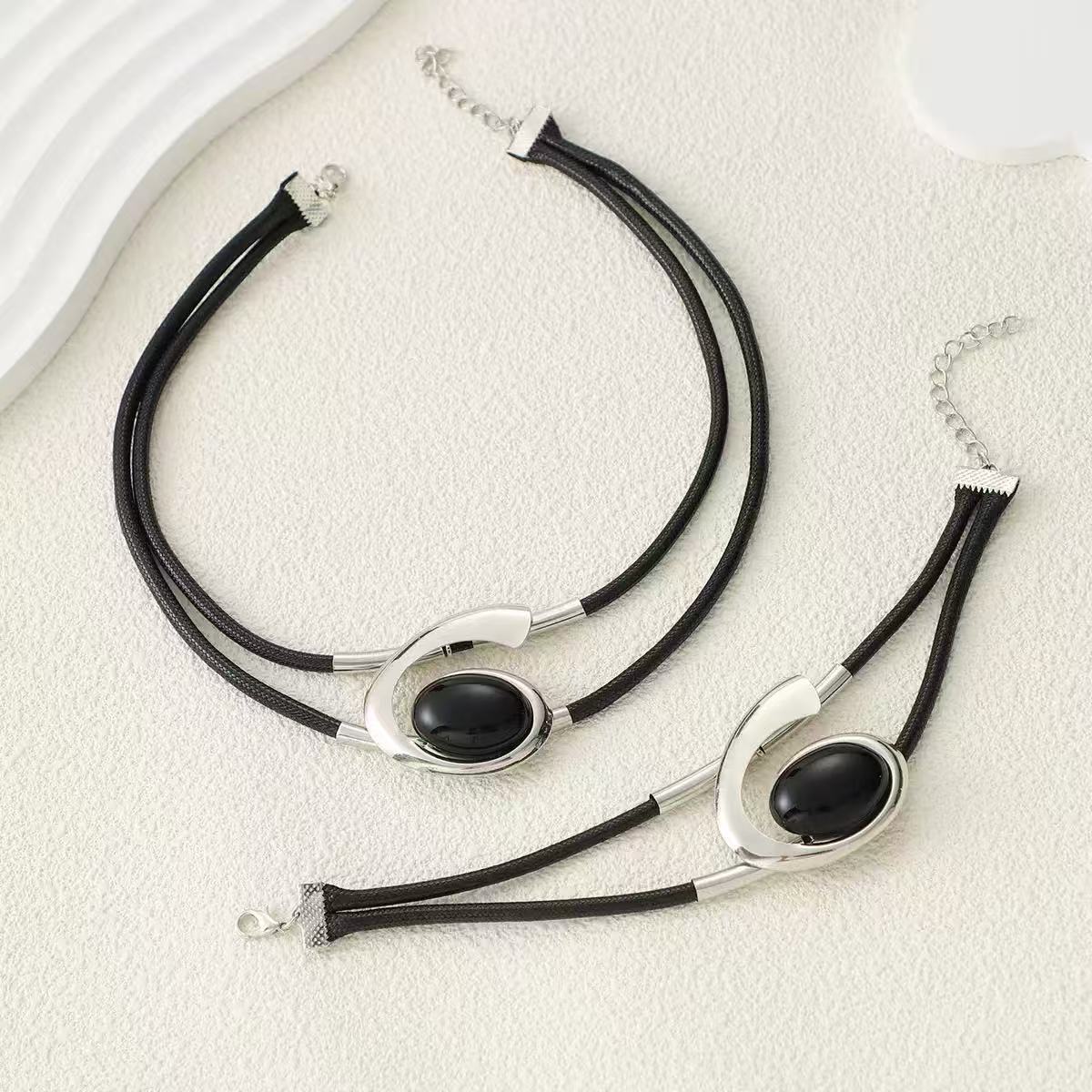 Grid Necklace Bracelet Set Black Acrylic Snail Set Combination Couple Ladies Bracelet серебряный