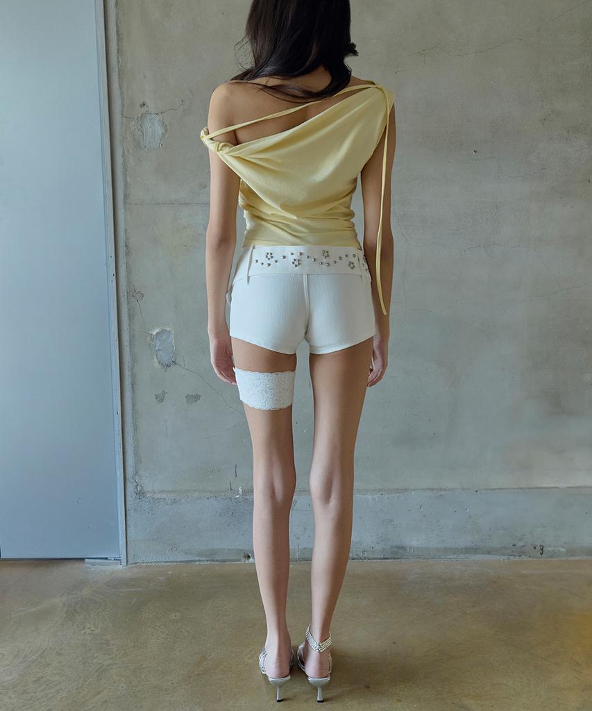 PAINETIC Studded Belt Shorts (White)