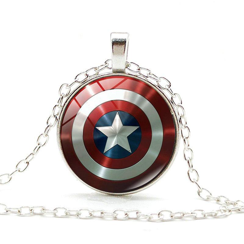 

Трансграничное колье-подвеска Marvel Series серебряного цвета с Капитаном Америкой, Суперменом, Бэтменом, значком и Камнем Времени