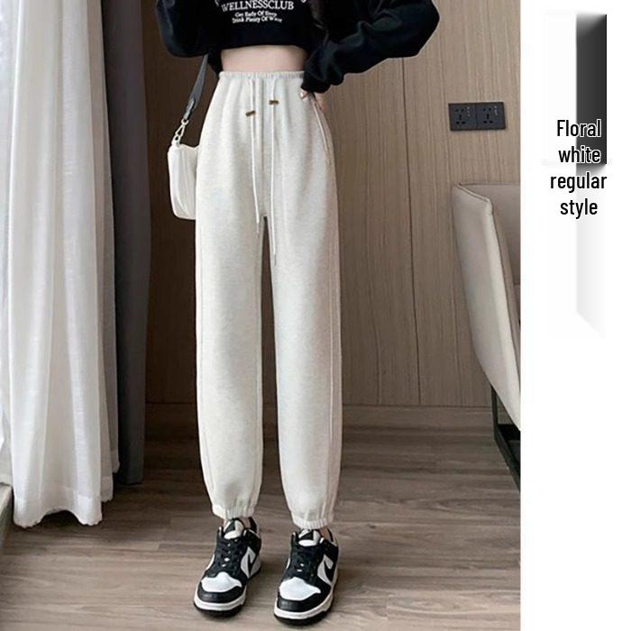

Petite Maternity Fleece-Lined Sweatpants: Non-Constricting, Plus Size, Cuffed Legs for Outdoor Autumn/Winter Wear. Large (110-135 lbs)