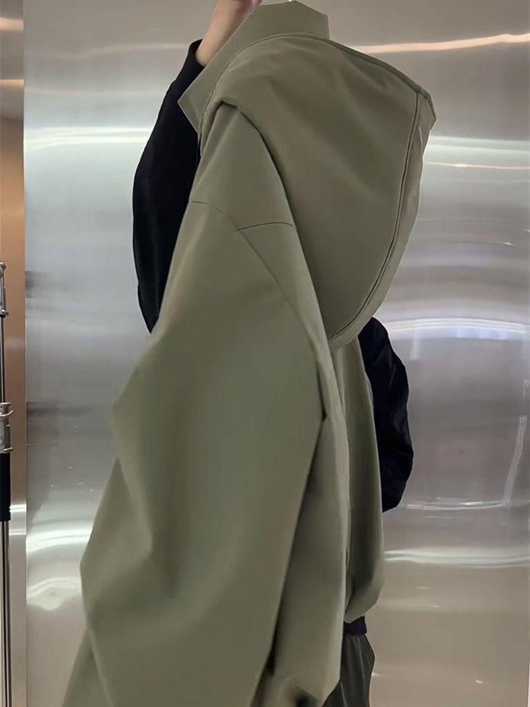 Army Green Women's Hooded Windbreaker: Medium Thickness, Stylish, Versatile, Popular Cargo Jacket for Early Spring.