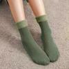 4 Pairs Winter Warm Solid Women Socks Thicken Thermal Socks Black Skin Seamless Snow Sock Unisex Socks