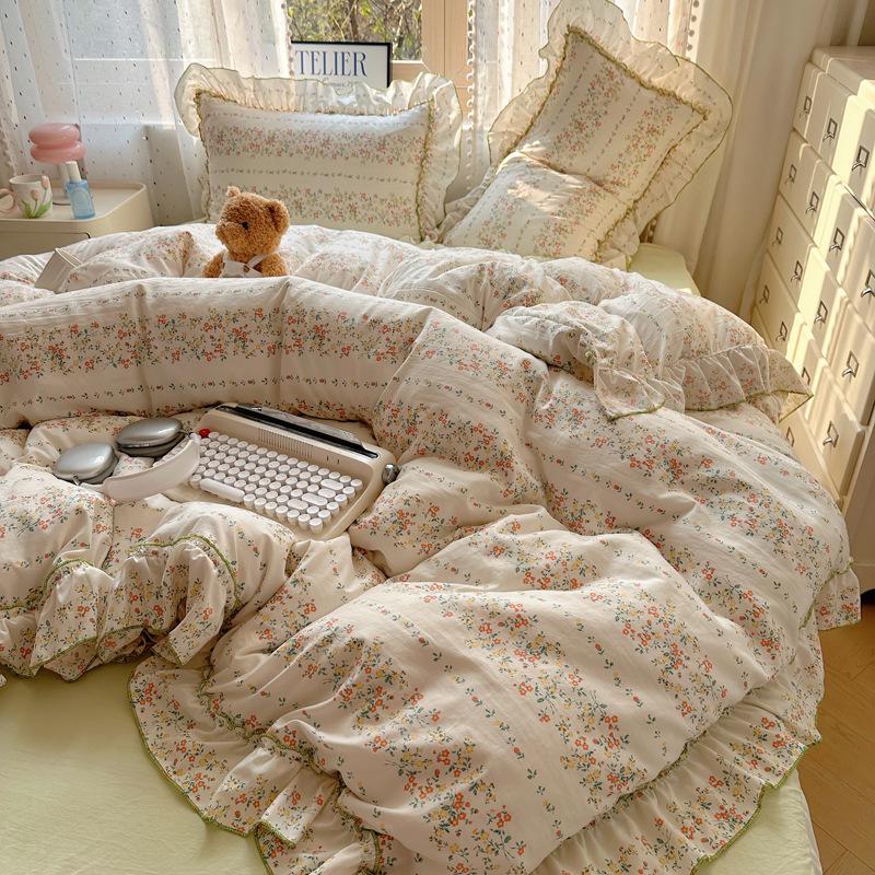 Romantic Lace Floral Cotton Bedding Set - Exquisite French-Korean Style