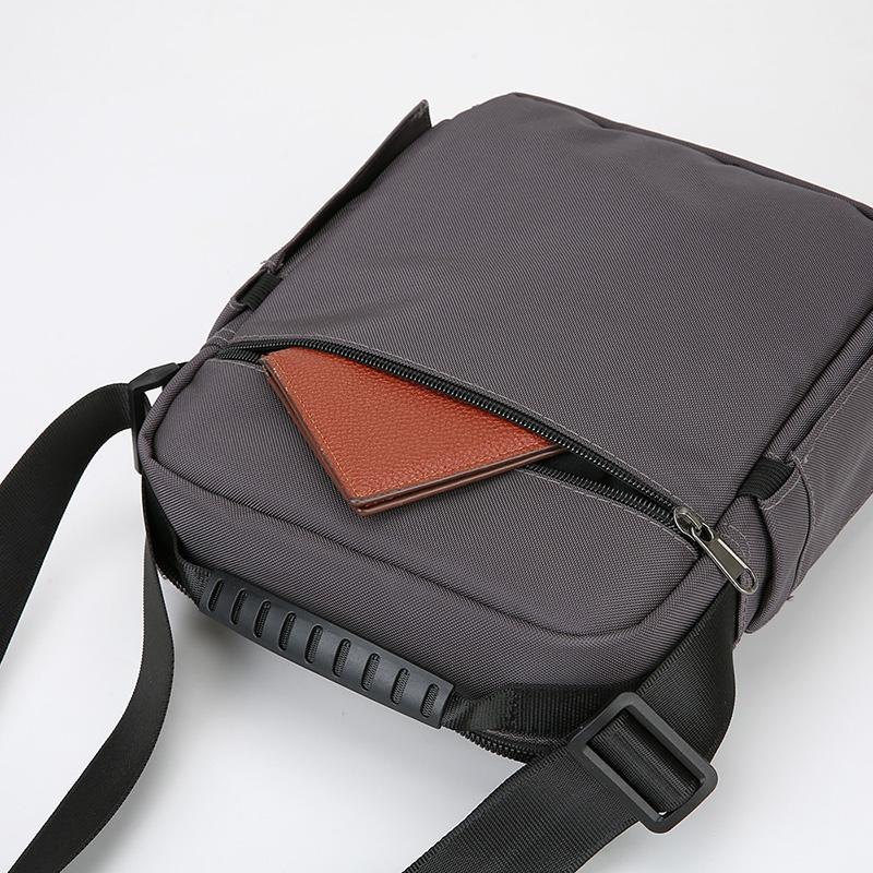 Men's Business Handbag Multi-Layer Large Capacity Shoulder Crossbody Bag