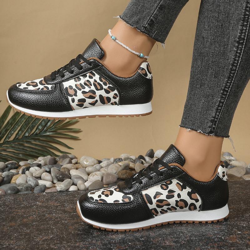 Sneakers women's spring new large-size thick-soled color matching casual low-top sports shoes