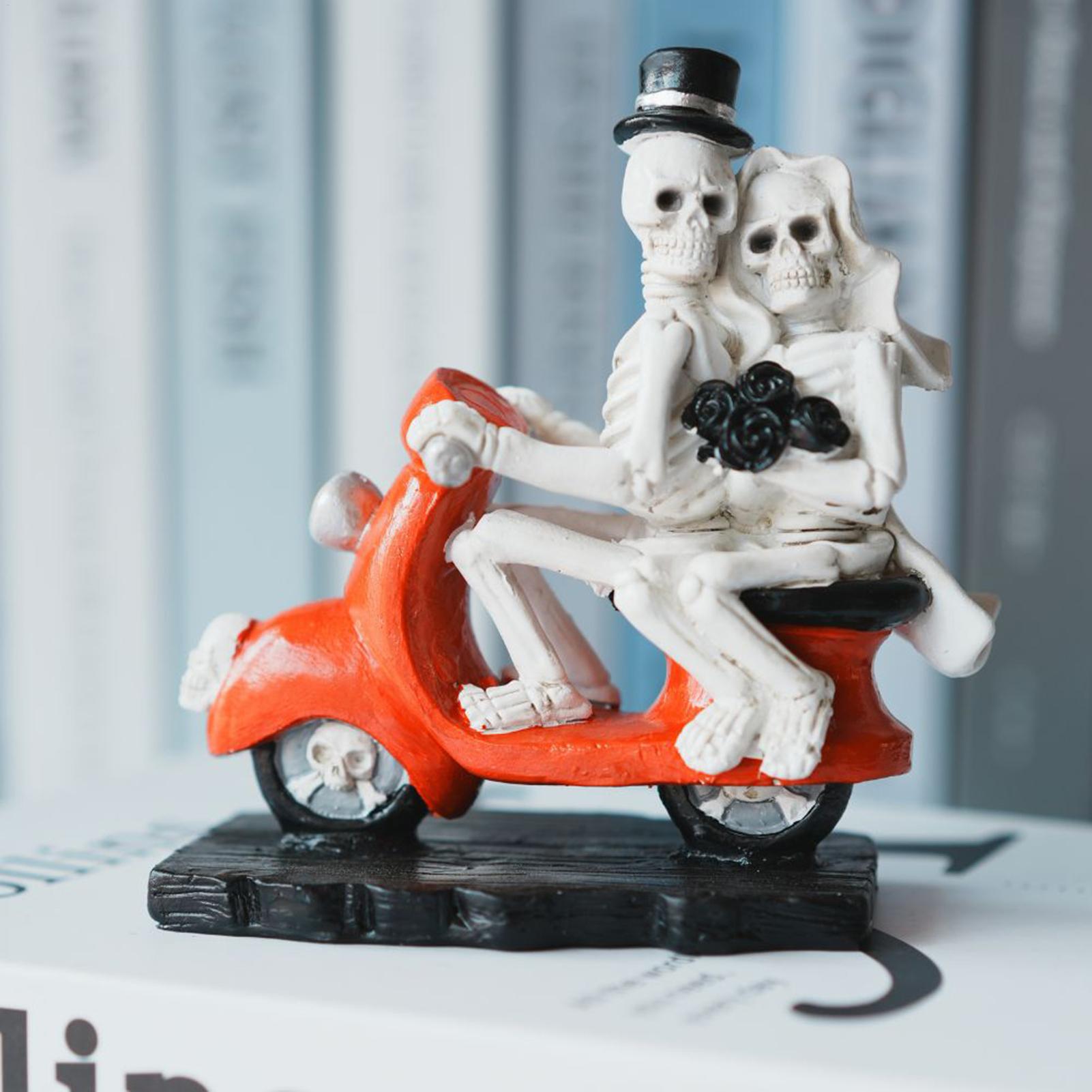 Skeleton Couple Figurine Riding Motorcycle Skeleton Halloween Decor Tabletop Display Crafts Collectible Skulls Statue For CHINA