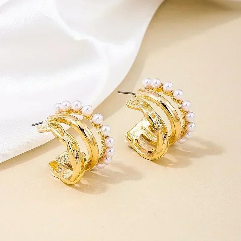 

Europe and America Vintage Style Imitation Pearl Metal Earrings for Women Geometry Light Luxury Delicacy Paty Jewerly GIfts